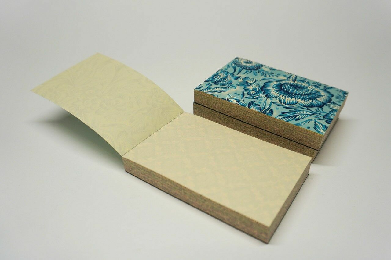 Notizblock mit 100 verschiedenen Carta Varese Papieren, Innenansicht