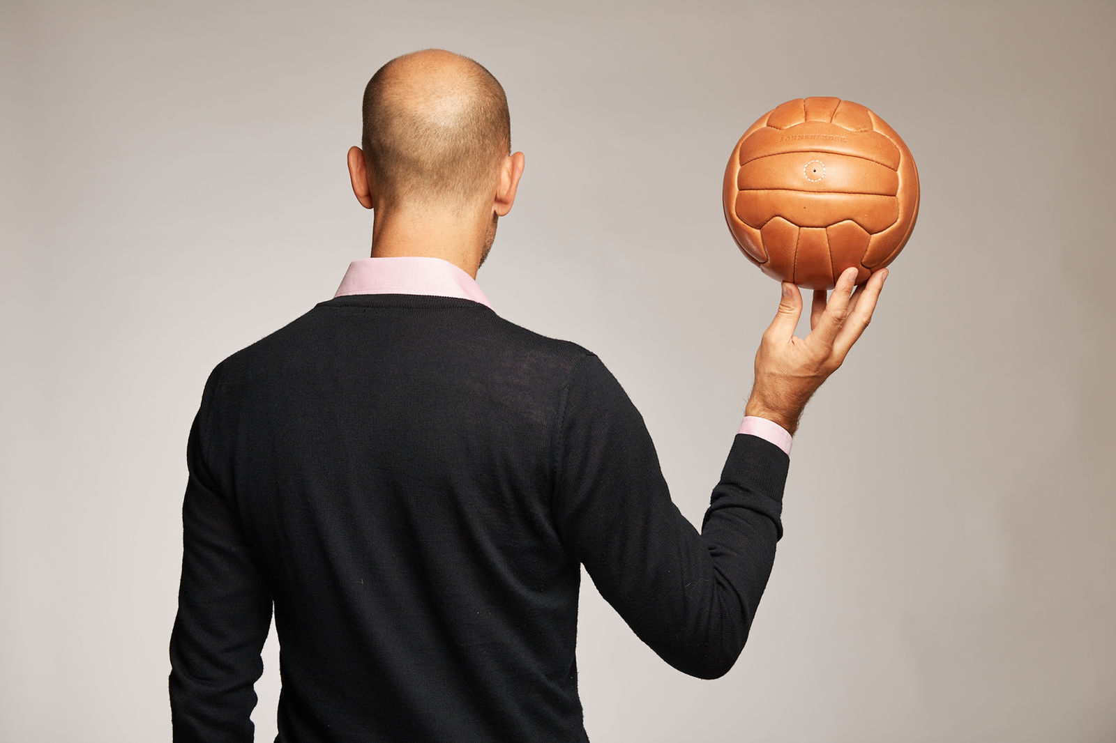 Der Fußball TORELLI von Sonnenleder.