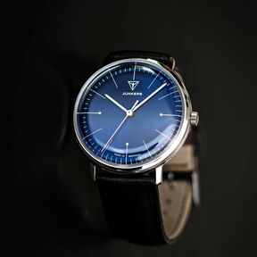 Junkers BAUHAUS Quarz Armbanduhr Blau / Kalbsleder