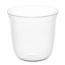 Kaum an edler Eleganz und filigraner Leichtigkeit zu übertreffen ist LILY - eine Mokka Tasse aus Glas. Wie wir es von Lobmeyr kennen, wird Bekanntes zum Besonderen erhoben. LILY Mokka Tasse (bleifreies Kristallglas)