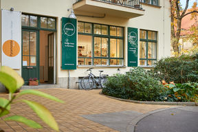 FORMOST in den Hackeschen Höfen, Hof VIII Aushilfe im Verkauf (m/w) FÜR DESIGN SHOP IN Berlin MITTE / Hackesche Höfe GESUCHT