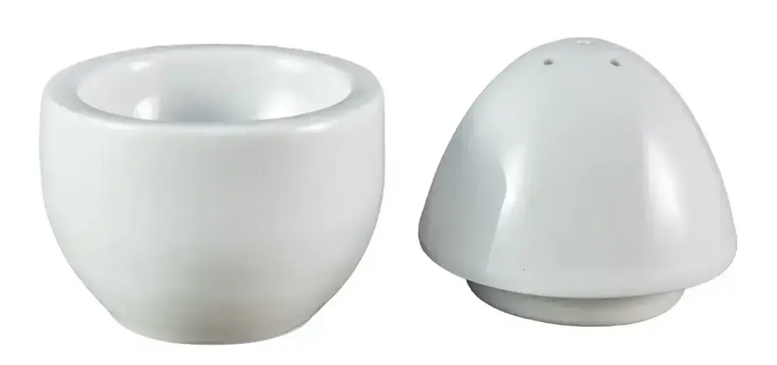 Eierbecher mit Salzstreuer