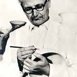 Wilhelm Wagenfeld ist für die Idee von FORMOST die zentrale Gestalterpersönlichkeit! Seine Idee der "guten Waren" war für Formgestalter in Ost und West Anregung und Maßstab. Wilhelm Wagenfeld