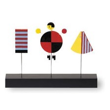 Zeitlose Formensprache - Margaretha Reichardt hat diese Steckpuppe während ihrer Ausbildung in den Jahren 1926-30 im Bauhaus entwickelt. Ein Designklassiker mit Sammlerwert. Bauhaus Steckpuppen Design: Margaretha Reichardt