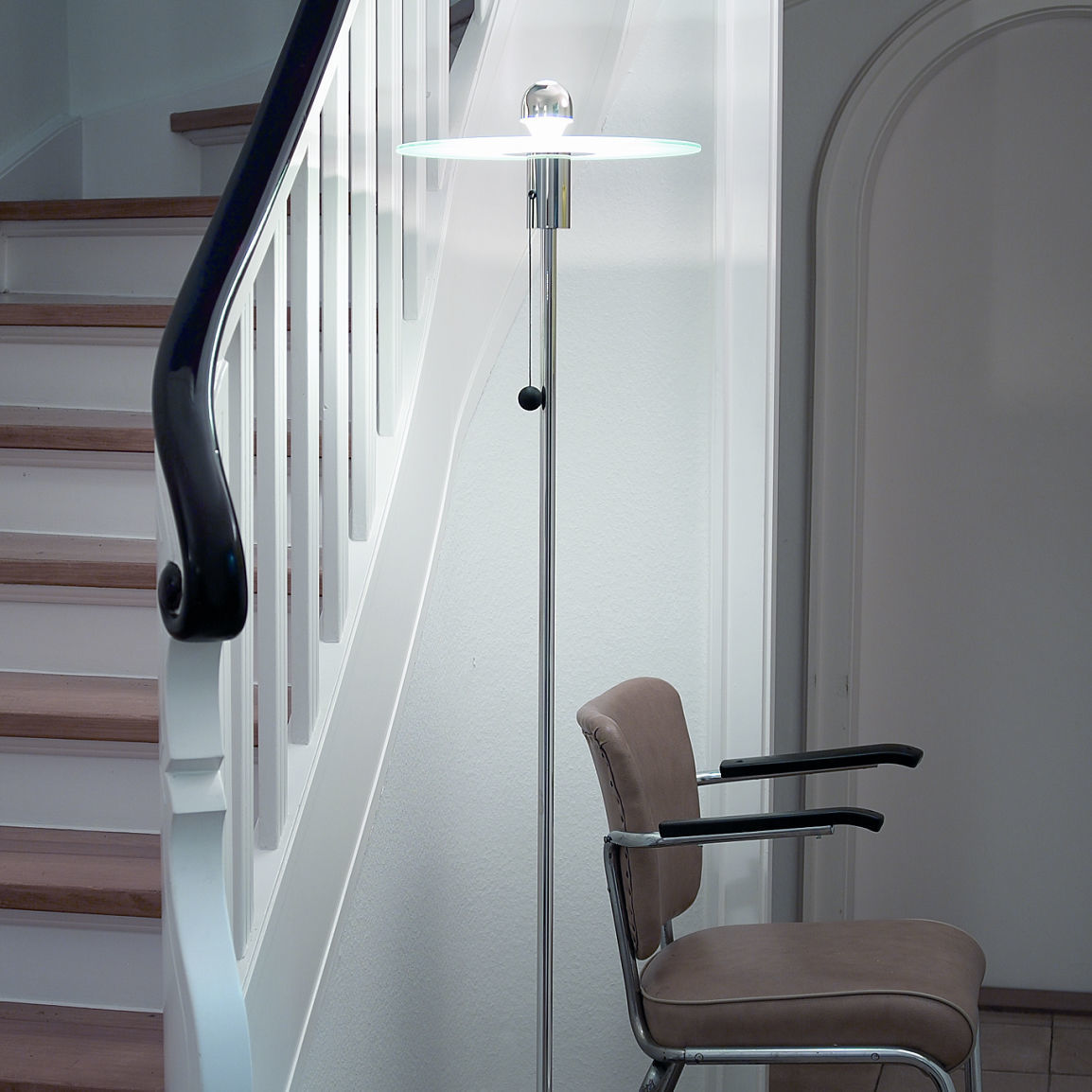 Stehleuchte – BST23 Gyula Pap 