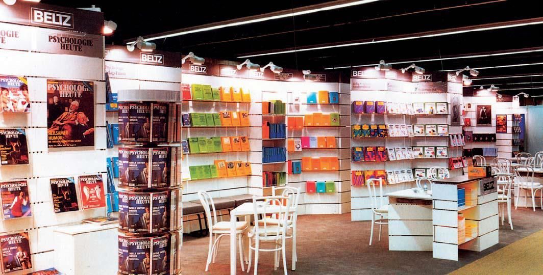 Messestand des Verlags