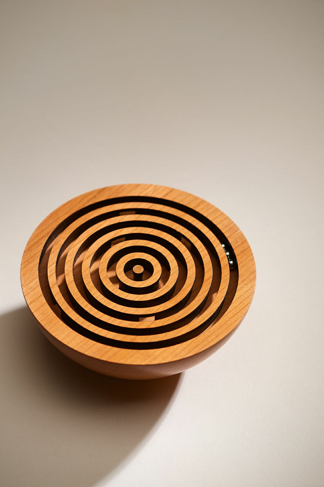 Jeu Adresse Familial Labyrinthe à Disques En Bois MIJOMA - Jeu De Concentration 34cm Avec Bille Acier - Défi Groupe Et Fête Jeux Société Familial Jeu Adresse Familial Labyrinthe à Disques En Bois MIJOMA - Jeu De Concentration 34cm Avec Bille Acier - Défi Groupe Et Fête Jeux Société Familial