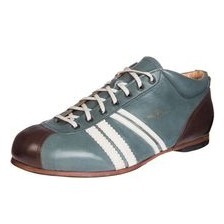 Der Lederschuh LIGA graublau im Vintage-Look mit den unverkennbaren cremeweißen Doppelstreifen - ist innen wie außen komplett aus geschmeidigen Kalbsleder. Lederschuh LIGA 855 graublau, Zeha Berlin