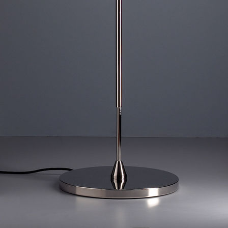 Bauhaus Stehleuchte – DSL 23 von Richard Döcker. Tecnolumen