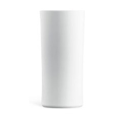 Mit den Vasen, die auf der Weltausstellung in Paris mit Gold ausgezeichnet worden sind, schuf Wilhelm Wagenfeld etwas zeitlos Schönes. Die Porzellanvasen sind einzeln oder im Arrangement ein Exempel feiner Formgestaltung. Porzellan Vase WAGENFELD, 16 cm