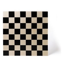 Der Bauhaus Werkmeister Josef Hartwig scheint auch ein begnadeter Spieler gewesen zu sein. Sein Bauhaus Schachspiel bringt das Wesen der geliebten Partie schnörkellos auf den Punkt
.  Bauhaus Schachbrett