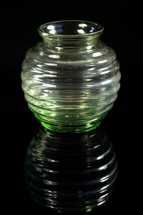 Thüringer Waldglas - die Verschmelzung von Bauhaus und Tradition des mundgeblasenen Glases in einer Vase