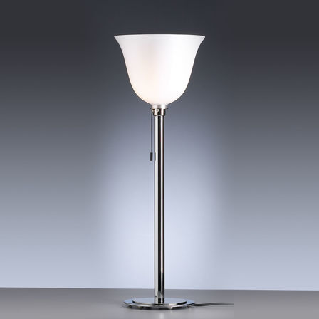 Diese „Lamp de Travail“ ist 1930 in verschiedenen sich ähnelnden Ausführungen entstanden und war als Arbeitsbeleuchtung in Büros sehr verbreitet.