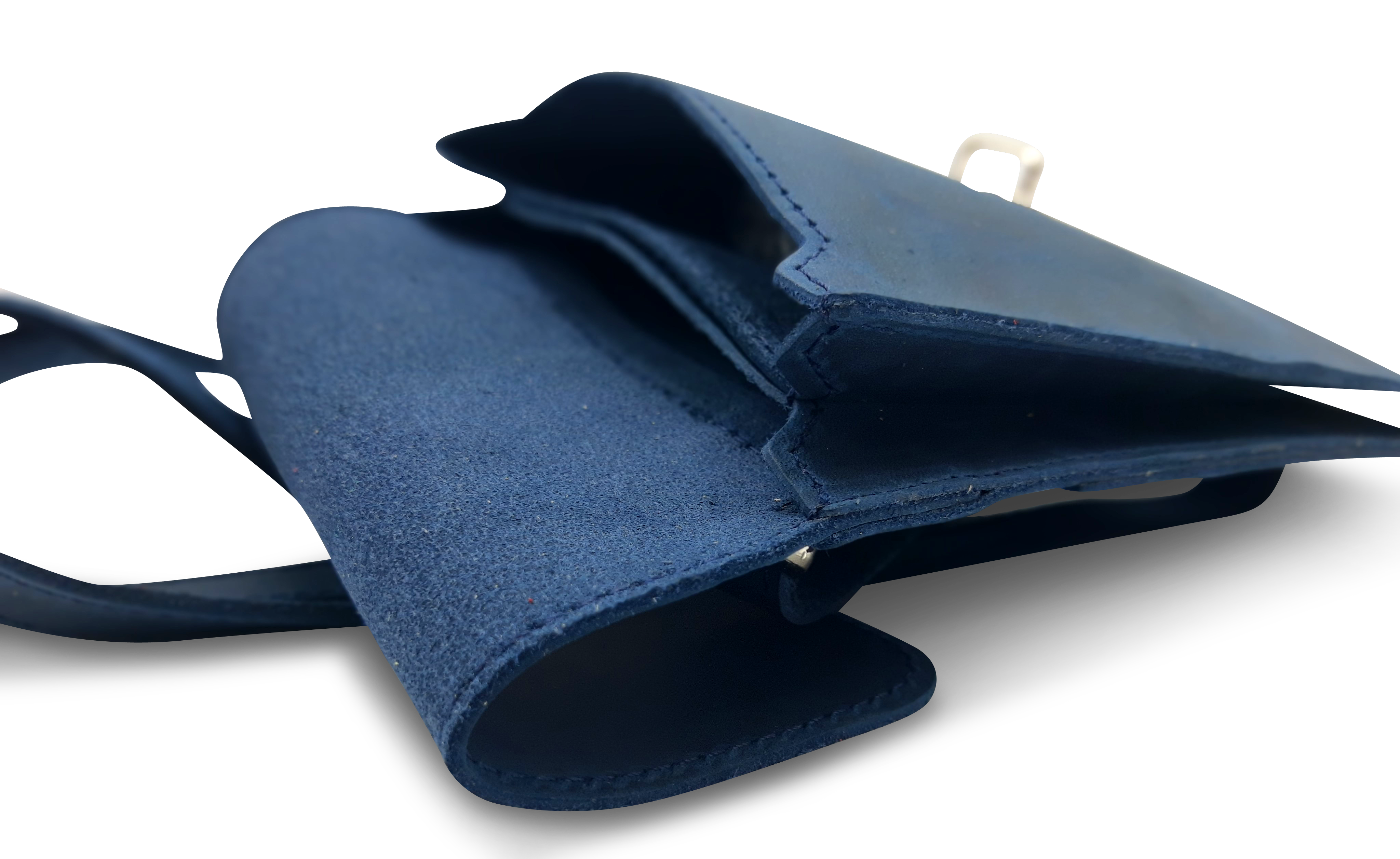 BORSA Handytasche, Farbe Dunkelblau, HC Rindleder, liegend geöffnet