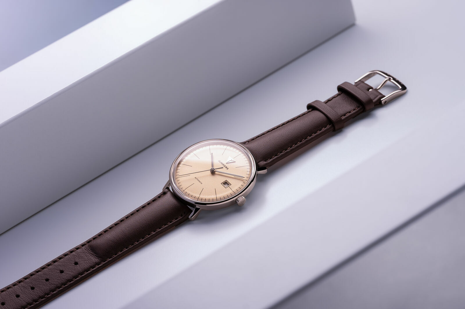 Junkers BAUHAUS Automatik Armbanduhr Beige/Kalbsleder