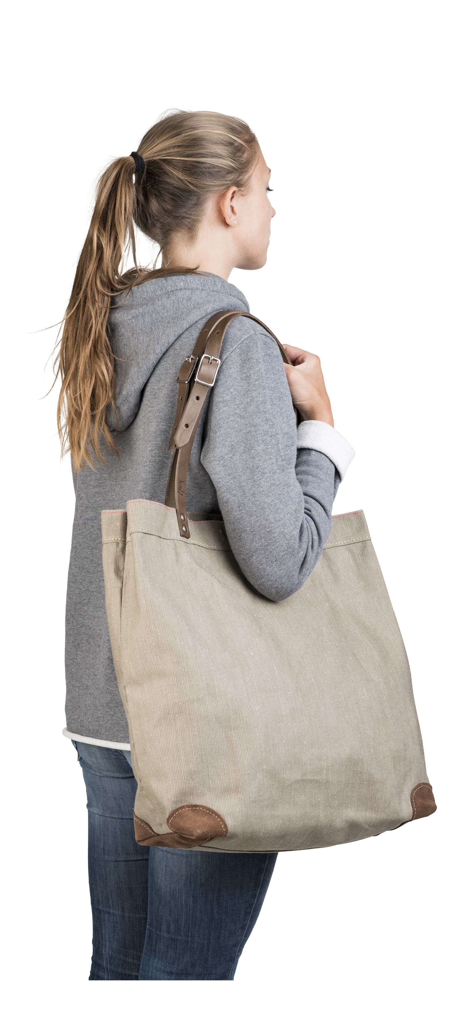 Einkaufstasche L Segeltuch in distel mit Lederriemen von Hack Lederware, getragen