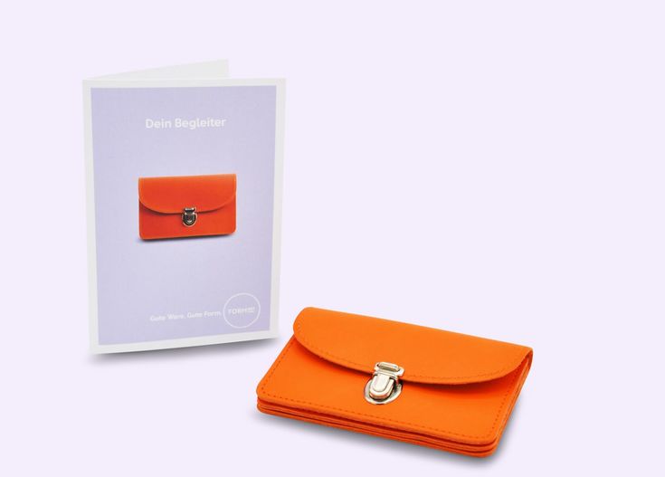  Set contains: Borsa purse Gift wrapping Greeting card 